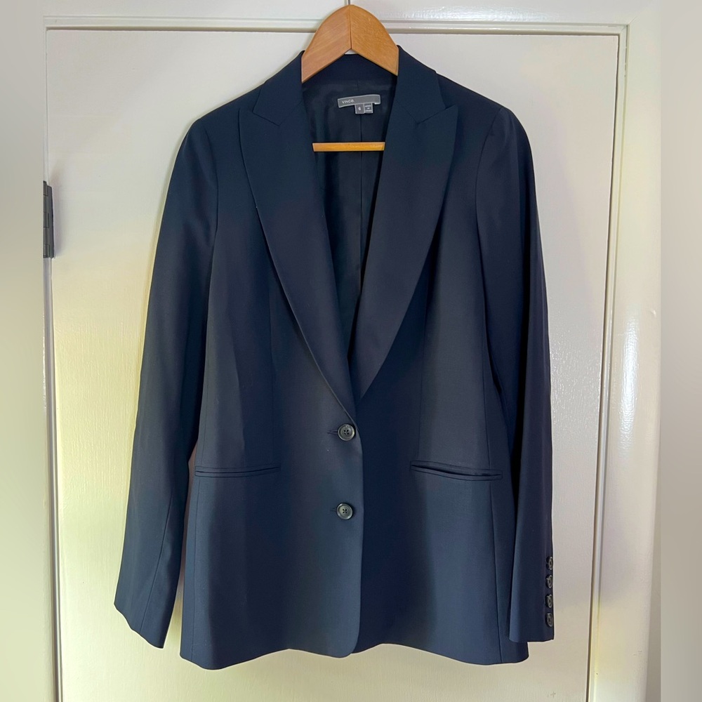 Vince Single Breasted Navy Blue Women’s Blazer Suit Jacket Classic Style Size 6